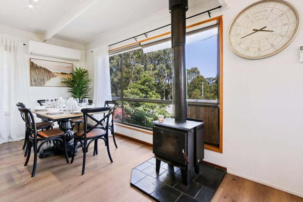 Fairview Lakeside Cottage メタング エクステリア 写真